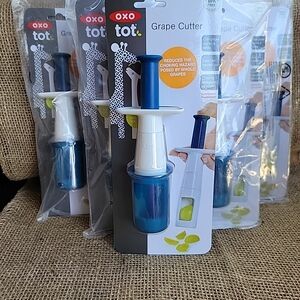 OXO Tot Blue and White Grape Slicer